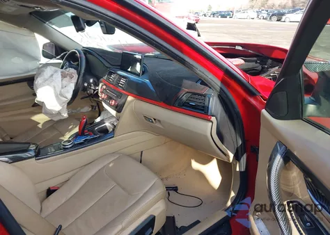 2013 BMW 328I xDrive z USA, uszkodzony, nr VIN WBA3B5C55DF593169